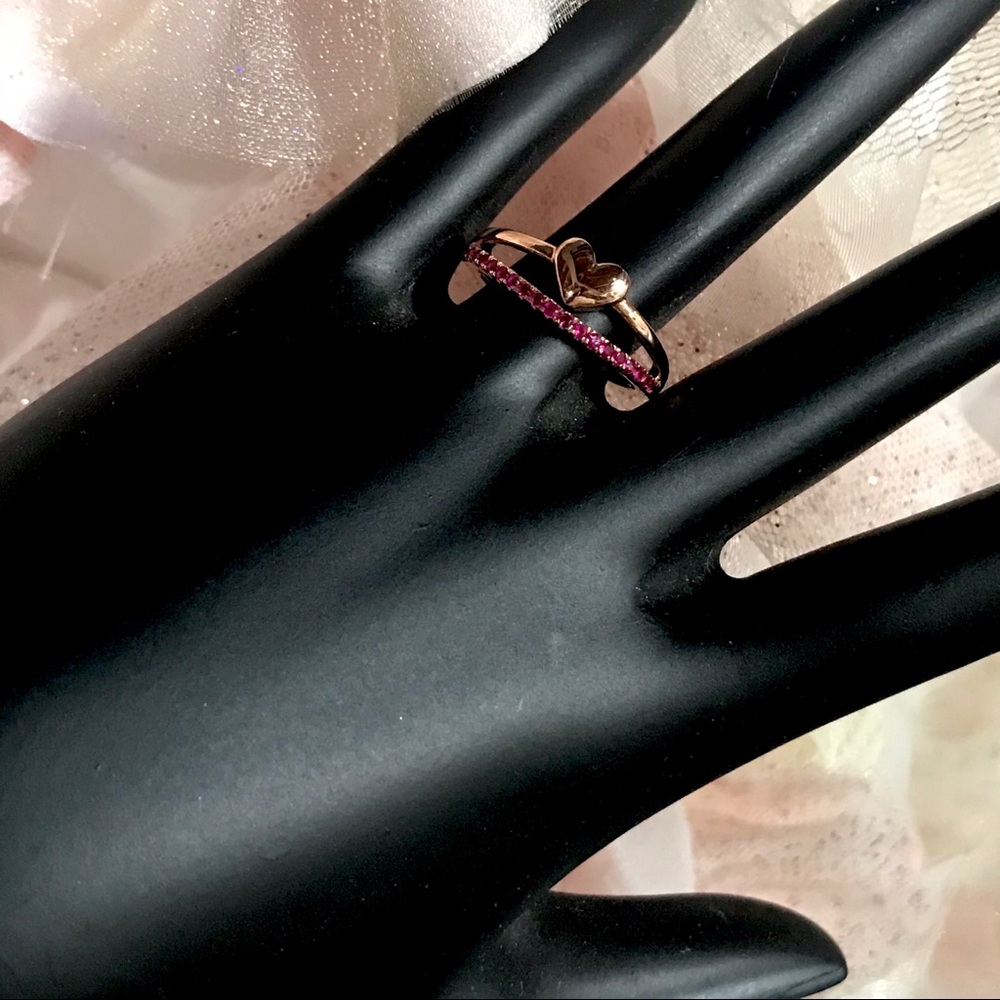 14K ROSE GOLD AND RUBY SPLIT SHANK RING (7.25) - Picture 7 of 14